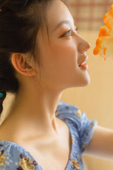 胯下硕大征服冰山女神动漫